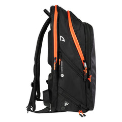 MOCHILA SHARK ELITE PRETA E LARANJA